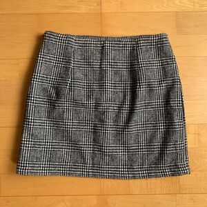 Plaid mini skirt